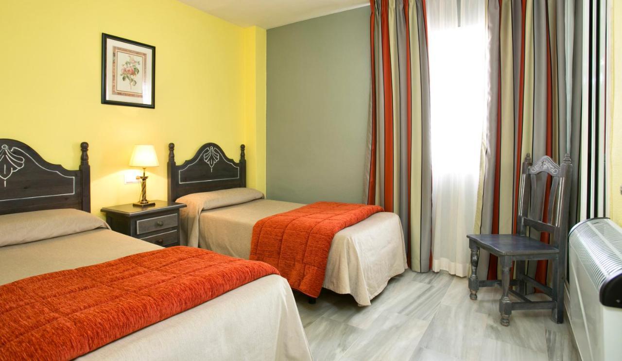 Ona Campanario Aparthotel Sitio de Calahonda Ngoại thất bức ảnh